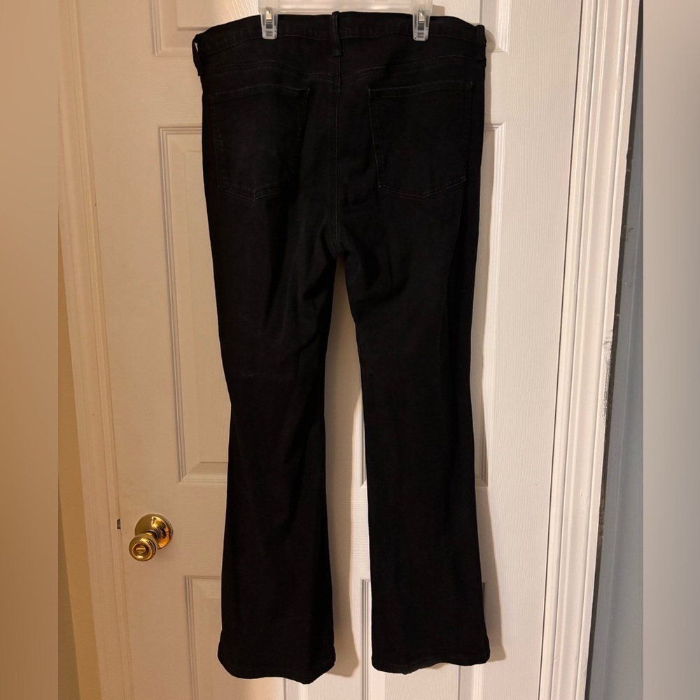 Jessica Simpson Women's Flare Soft Stretch Boot Cut Jeans sz 14 - Picture 2 of 3